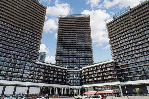 18 Esther Shiner Boulevard 3501
