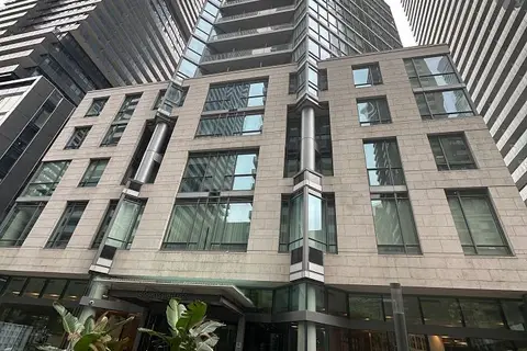 45 Charles Street E 2011