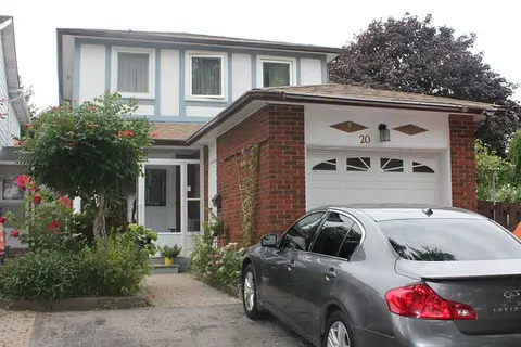 20 Nootka Crescent Lower