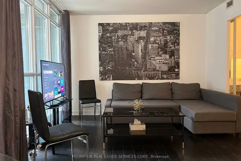 15 Iceboat Terrace 731