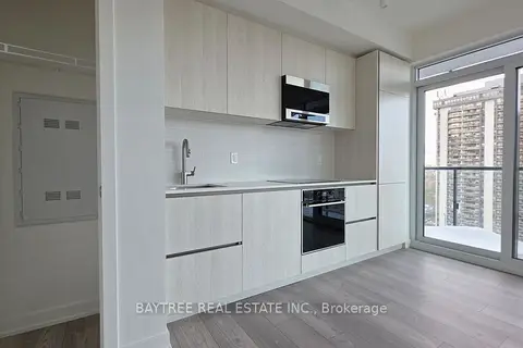 120 Broadway Avenue 1502