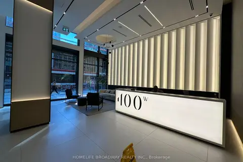 400 King Street W 2828