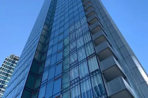 10 York Street 803