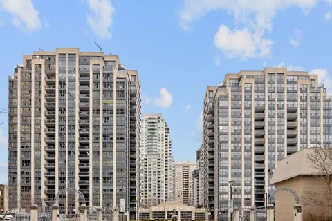 18 Hollywood Avenue 306