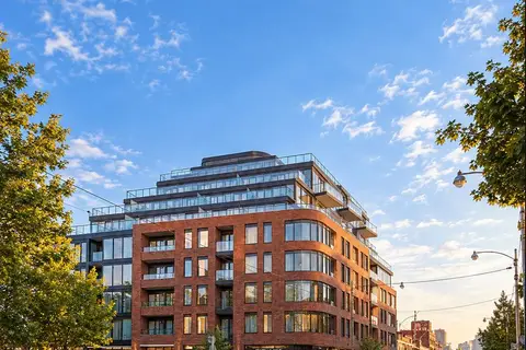 5 Lakeview Avenue 301