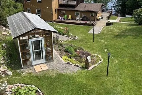 40 HUNTER ROAD