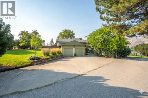 975 Heron Court