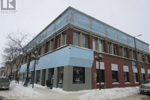 510-512 VICTORIA AVENUE