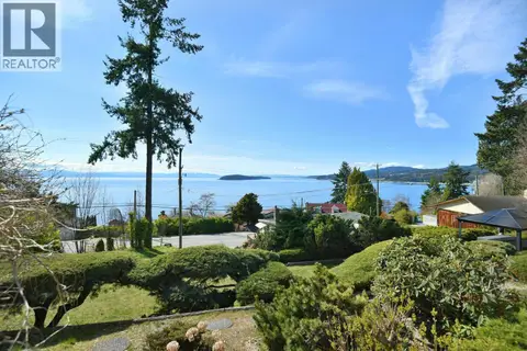 5218 SUNSHINE COAST HIGHWAY
