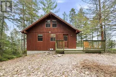 442 Narrows Road