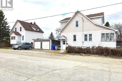 63 MAPLE STREET N