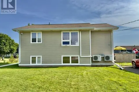 446 Maddix Crescent