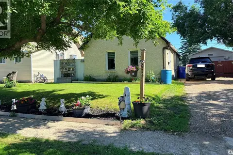 417 3rd STREET