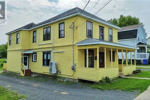 539 QUEEN ST