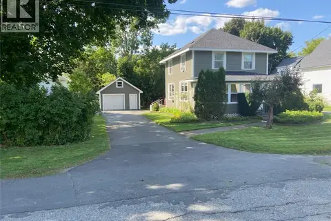 40 Churchill Street