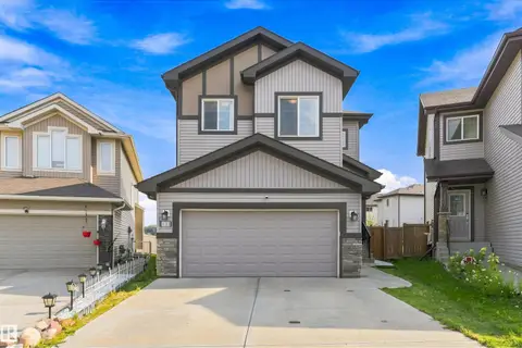 1103 26 AV NW