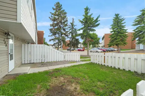 #308 2908 116A AV NW