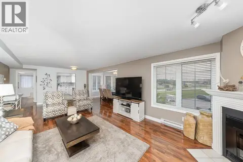 1520 Venetian BOULEVARD Unit# M201