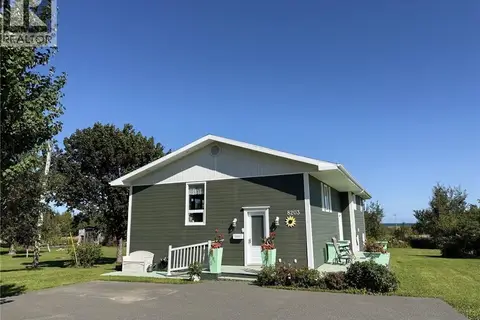 8203 Rue St-Paul
