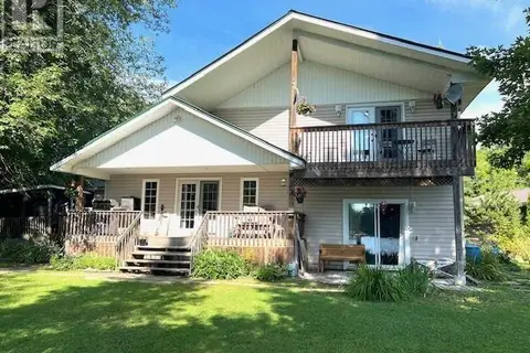22B Champagne Avenue