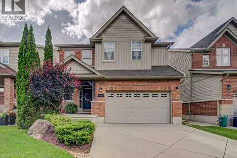 424 SAUVE Crescent