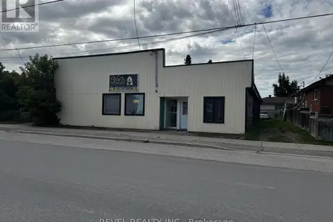 45 GOLDEN AVENUE