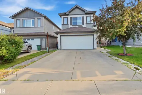 1523 36 AV NW
