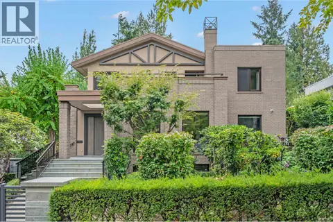 1112 W 38TH AVENUE