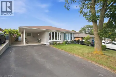 58 TINDALE Court