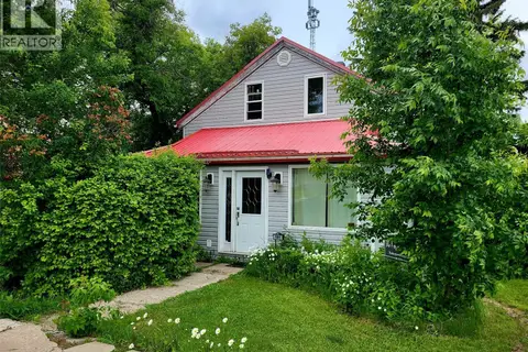 161 Boswell STREET
