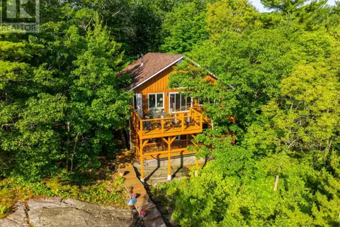 48 FRED DUBIE ROAD E