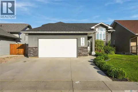 518 Palmer CRESCENT