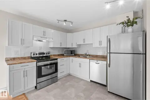 #1210 9710 105 ST NW