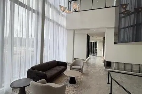 307 - 6 DAVID EYER ROAD