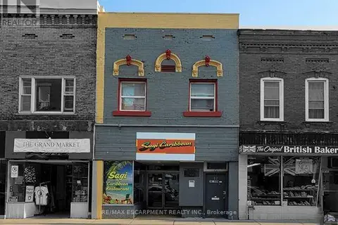 44 ROBINSON STREET