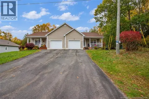 60 Walker Crescent