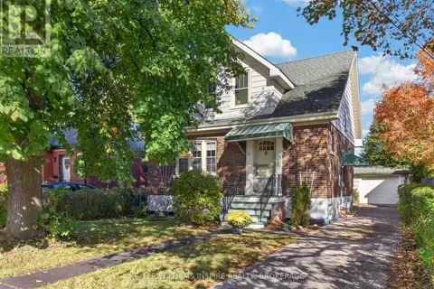95 DUNDAS STREET