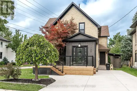 125 HOPE STREET E
