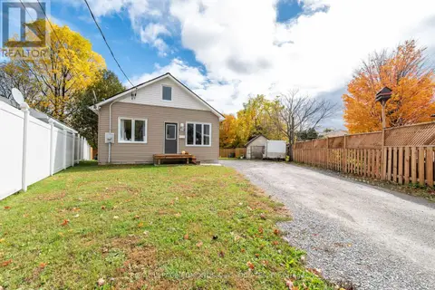 A - 465A FRANCIS STREET