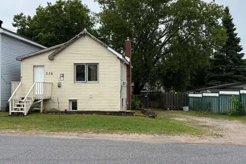 216 HIGHLAND ROAD
