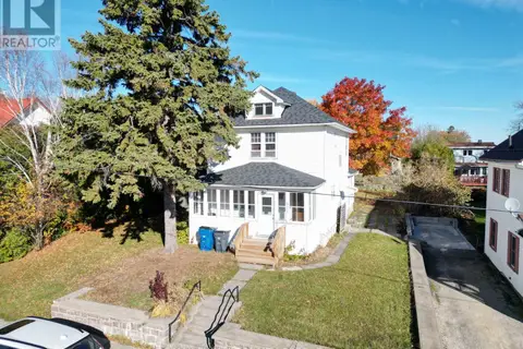 377 RUSSELL STREET