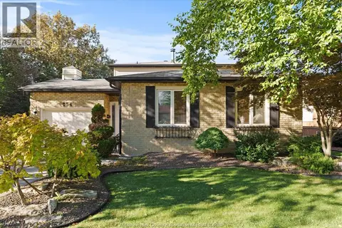 234 APPLEWOOD ROAD