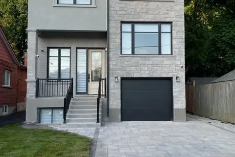 57 Phillip Avenue One Bedroom