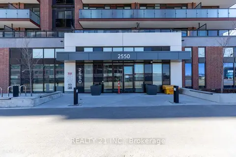 2550 Simcoe Street N 2413