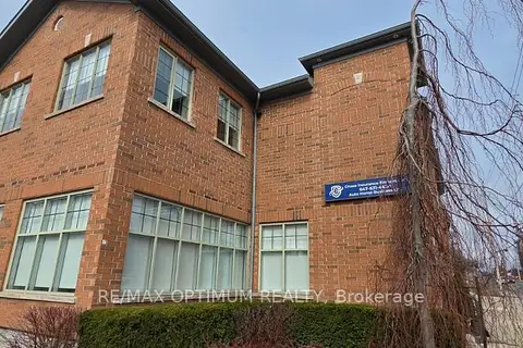 400 Dundas Street G - T4