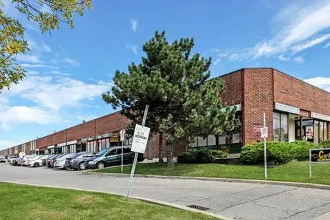 4800 Sheppard Avenue E 105