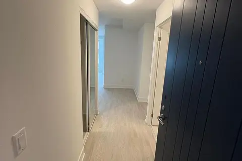 2545 Simcoe Street N 219