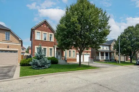 8 Westacott Avenue