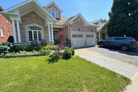 933 Red Deer Avenue