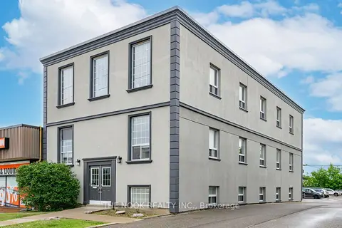 337 King Street W 2B